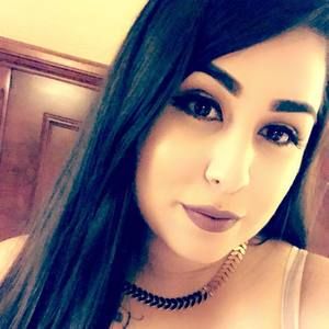 Meet your Posher, Andreina